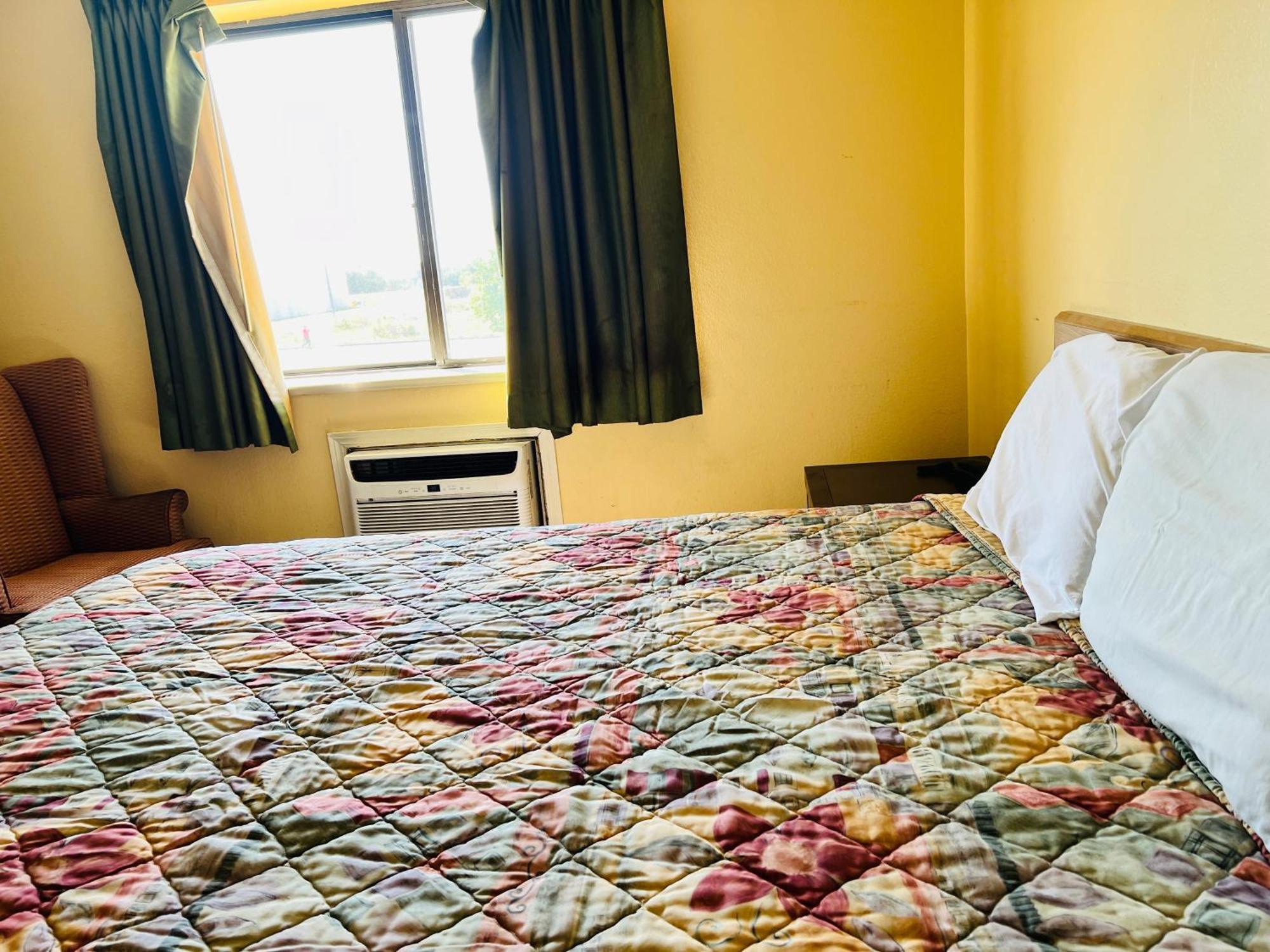 Rosewood Inn By Oyo Union City I-69 Dış mekan fotoğraf